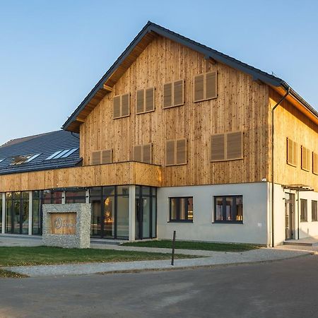 Hotel Naturum Milicz Extérieur photo